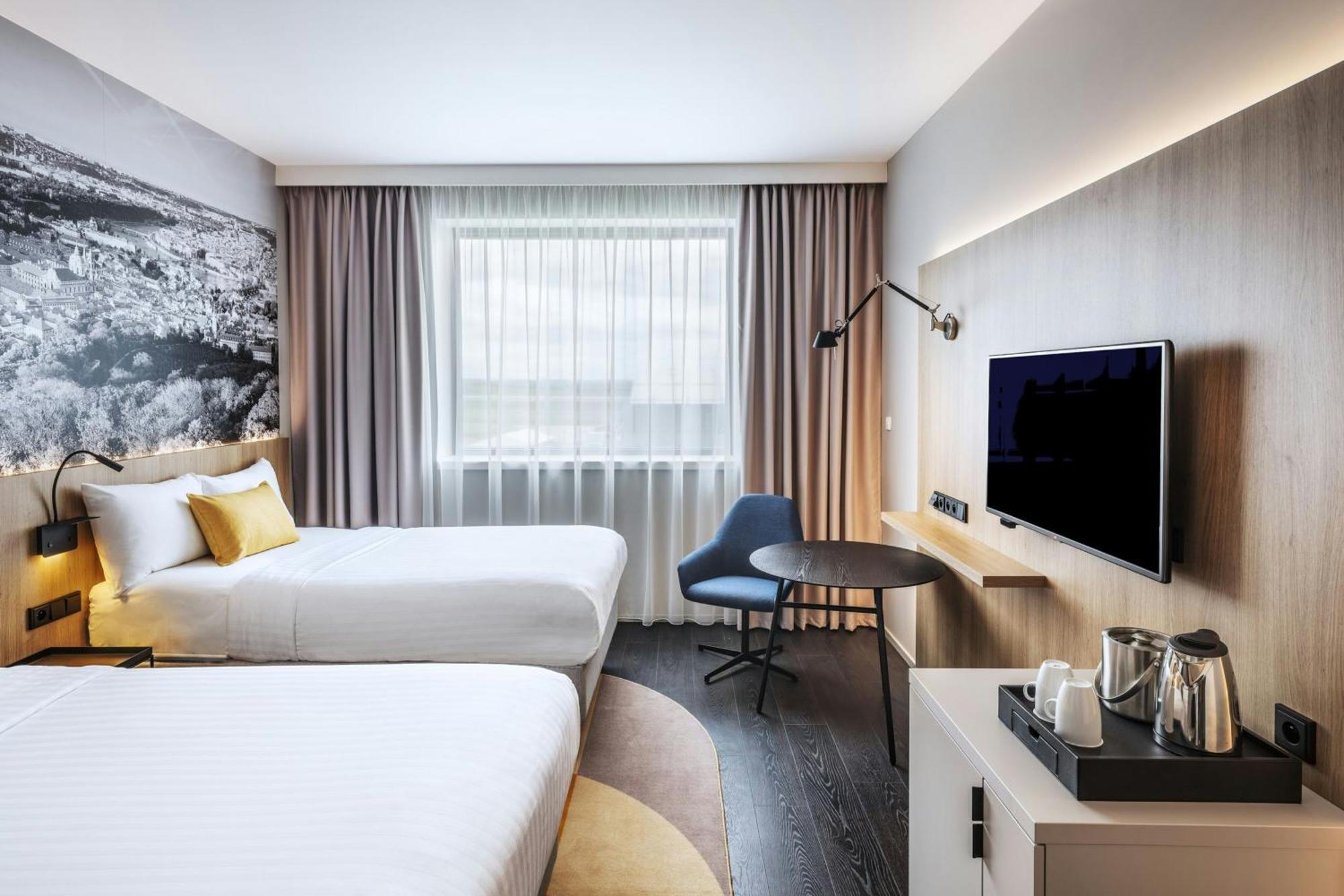 Hotel Courtyard By Marriott Prague Airport Exterior foto